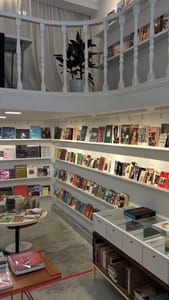 Tres libros para cuando tienes el corazón 💔

por si estás pasando por un desamor, una ruptura o un amor no correspondid