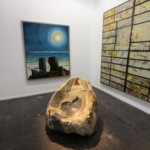 publi. Este año @momentosalhambra está presente en una amplia lista de exposiciones y premios que se otorgan durante la 